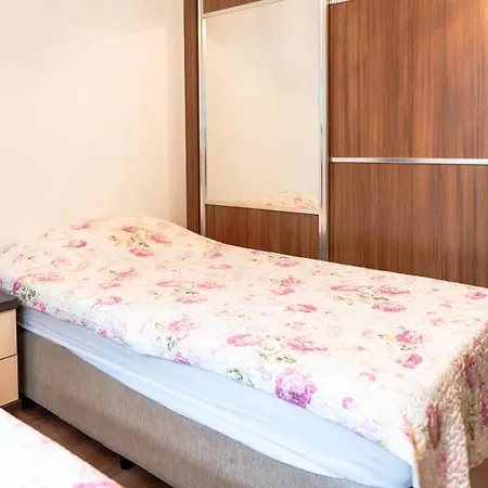 Moon - Tranquil 3br With Private Pool Βίλα